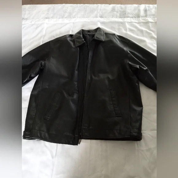 MEN'S GENUINE BLACK LEATHER JACKET (EUC) SIZE 3XLT - Picture 1 of 4